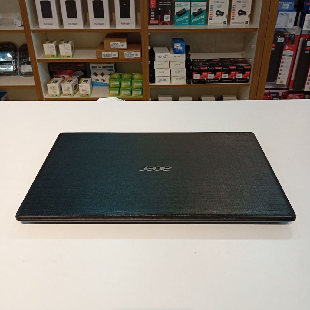 Acer A315-21 (E2-9000, 4GB, 500GB HDD)